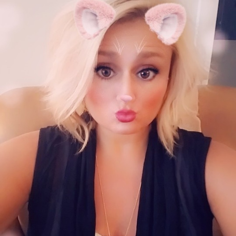 Meet your Posher, Jenilee